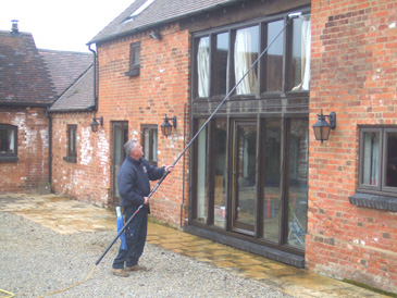 FCG Window Cleaning in Leamington Spa, Warwick, Stratford upon Avon, Kenilworth, Solihull, Knowle, Dorridge, Hatton, Henley in Arden